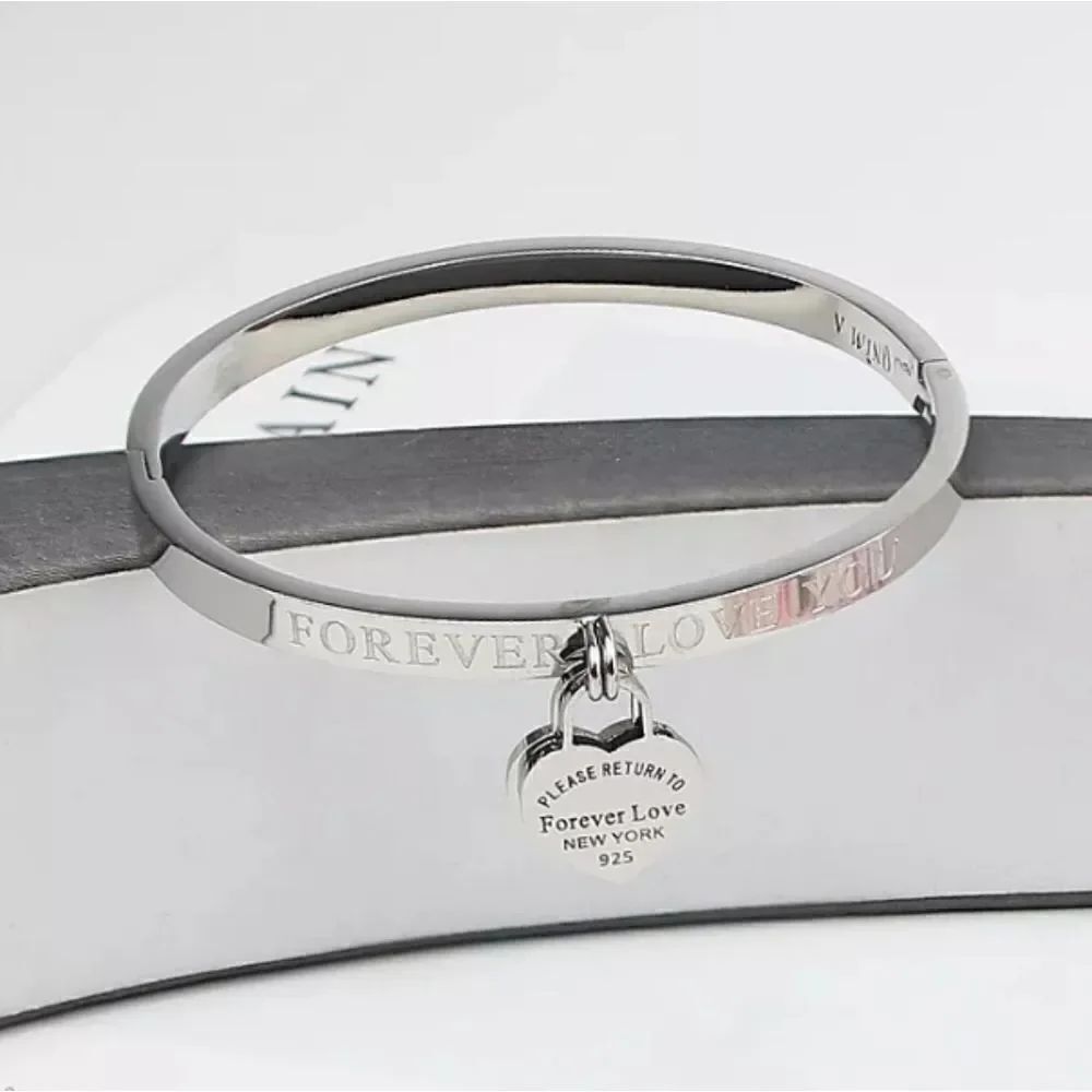 Gorgeous Silver Heart Bangle Bracelet - Picture 2 of 3